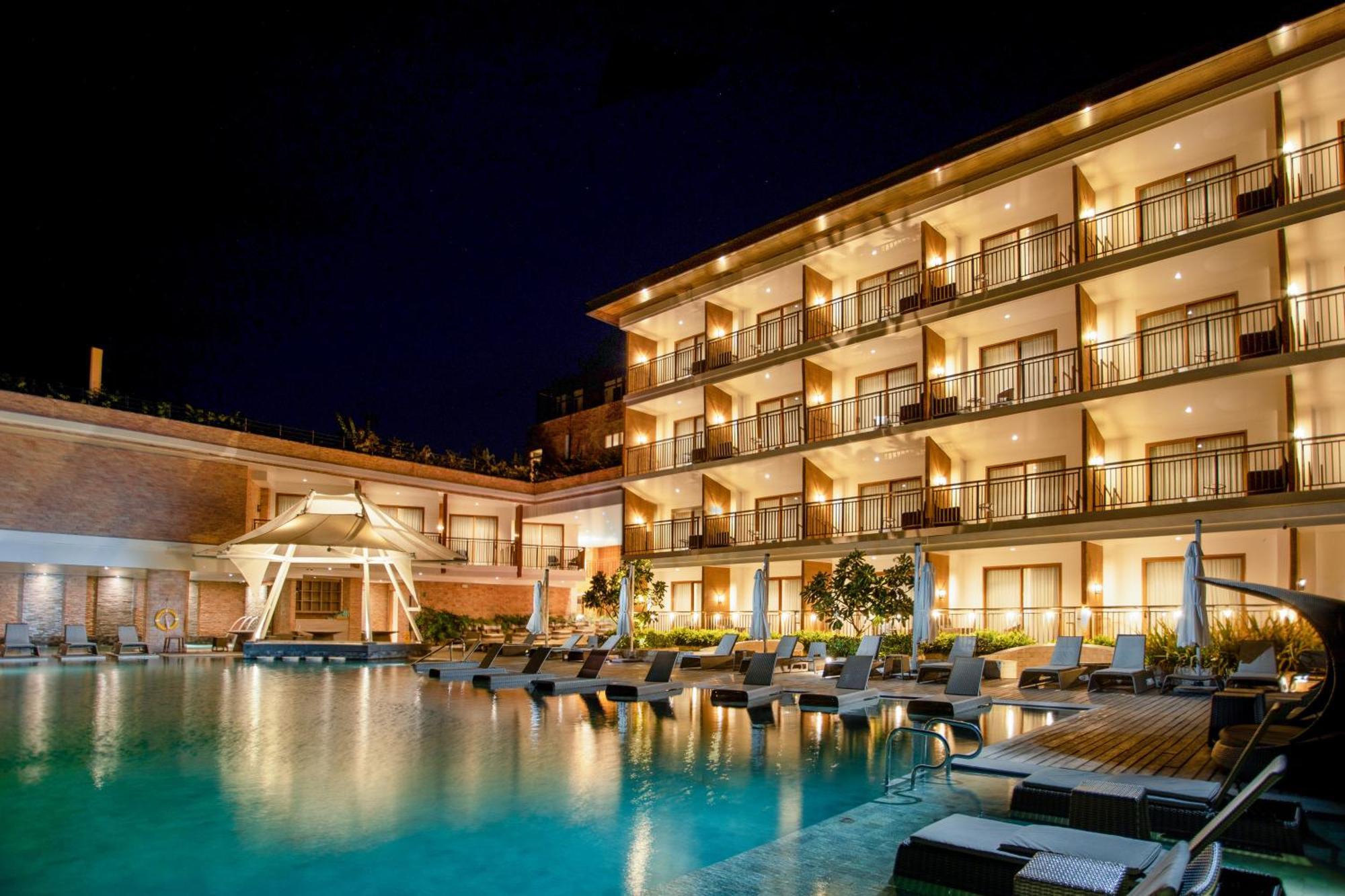 Modala Beach Resort Panglao Exterior foto